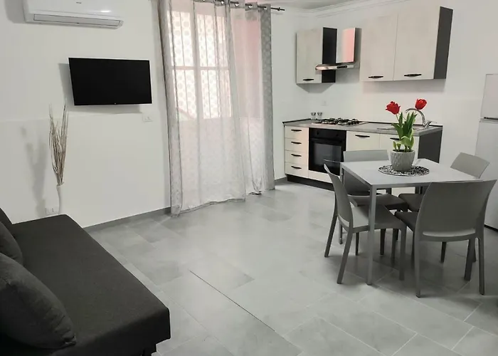 Maya\'S Home